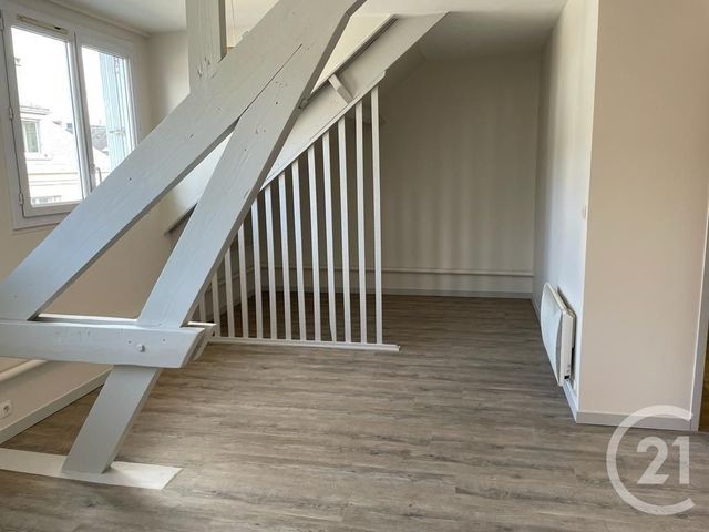 Appartement F1 à louer TOURS