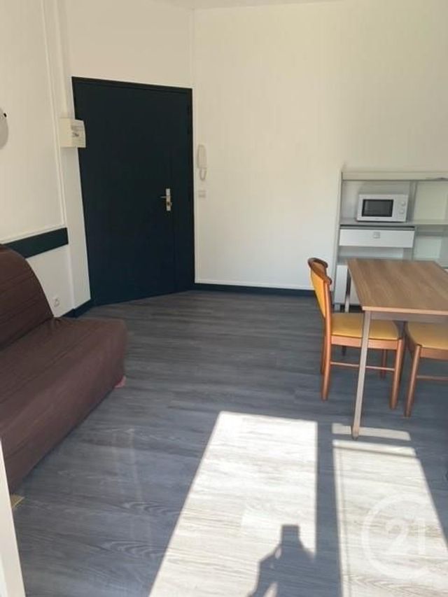 Appartement Studio à louer - 1 pièce - 21.0 m2 - TOURS - 37 - CENTRE - Century 21 Agence Grand Sud